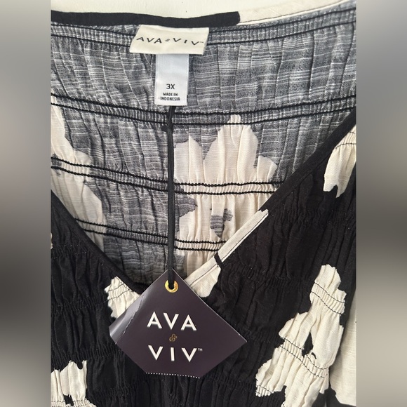 NWT Ava & Viv Women's Size Black Floral Balloon Sleeve Pleated Cocktail size 3X - Picture 4 of 12